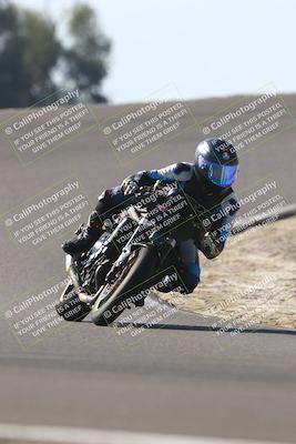 media/Nov-02-2025-Lets Ride (Sun) [[f7a3caa734]]/B Group/1220pm (Turn 2 Outside)/